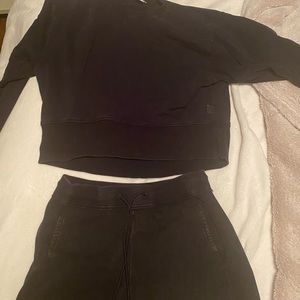 Joy Lab sweatshirt/shorts set. Small top, medium bottoms.